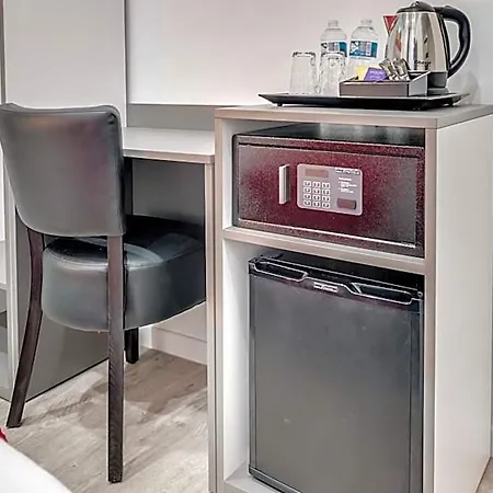 Paris 3*