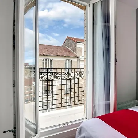 Paris Hotel 3*