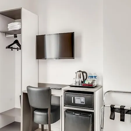 Paris 3*